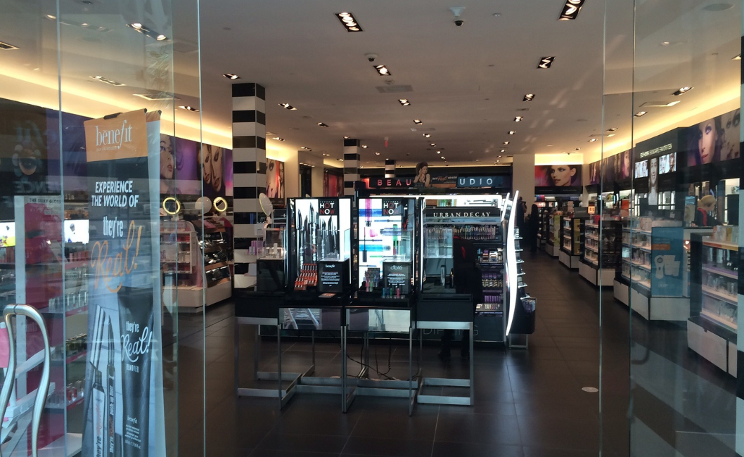 Sephora lanza una suscripción anual para recibir entregas el mismo día
