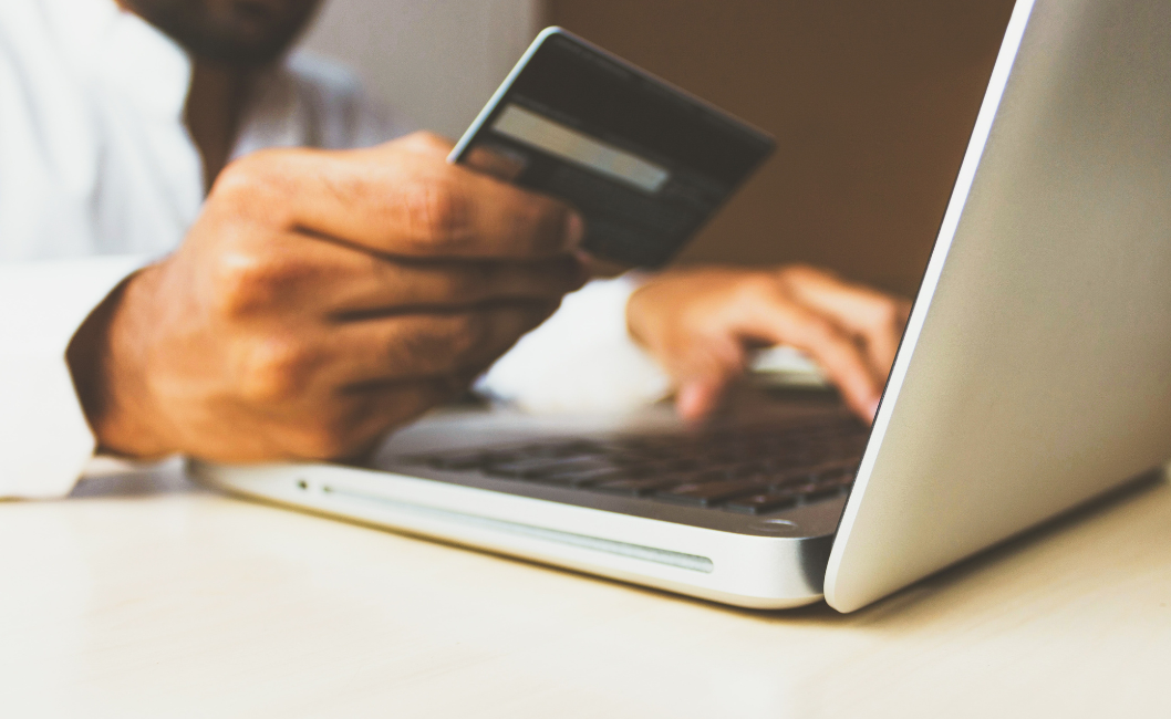 ¡Esto es lo que buscan los compradores en los negocios en línea antes de comprar!